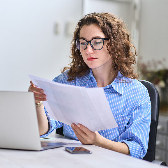 bigstock-Young-Busy-Business-Woman-Mana-465880451
